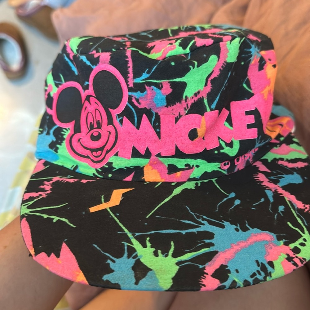 Vintage 90’s or 80’s Mickey /disney snap back hat